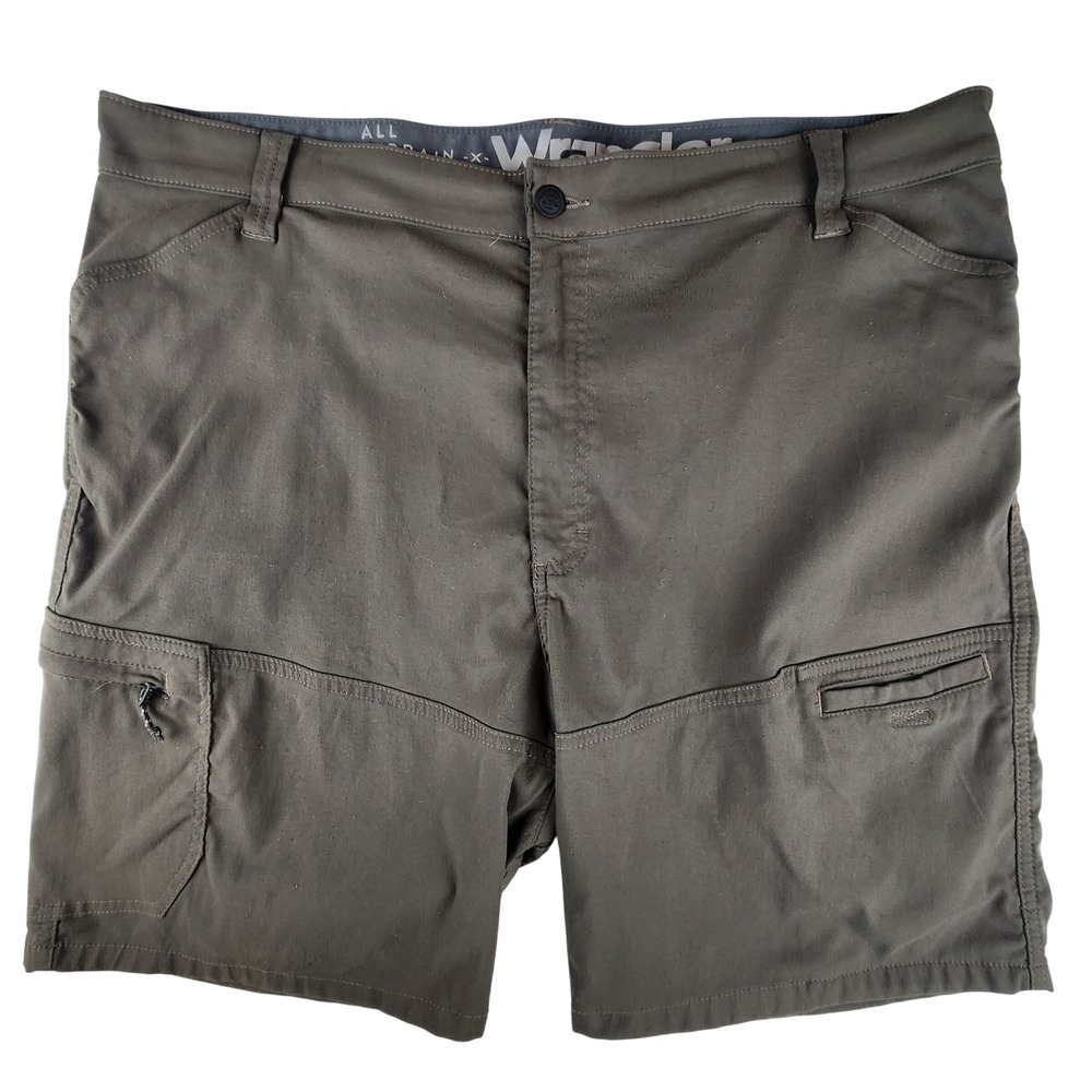 Wrangler Outdoor 42 x 9" All Terrain Gear Green Outdoor Hiking Cargo Shorts